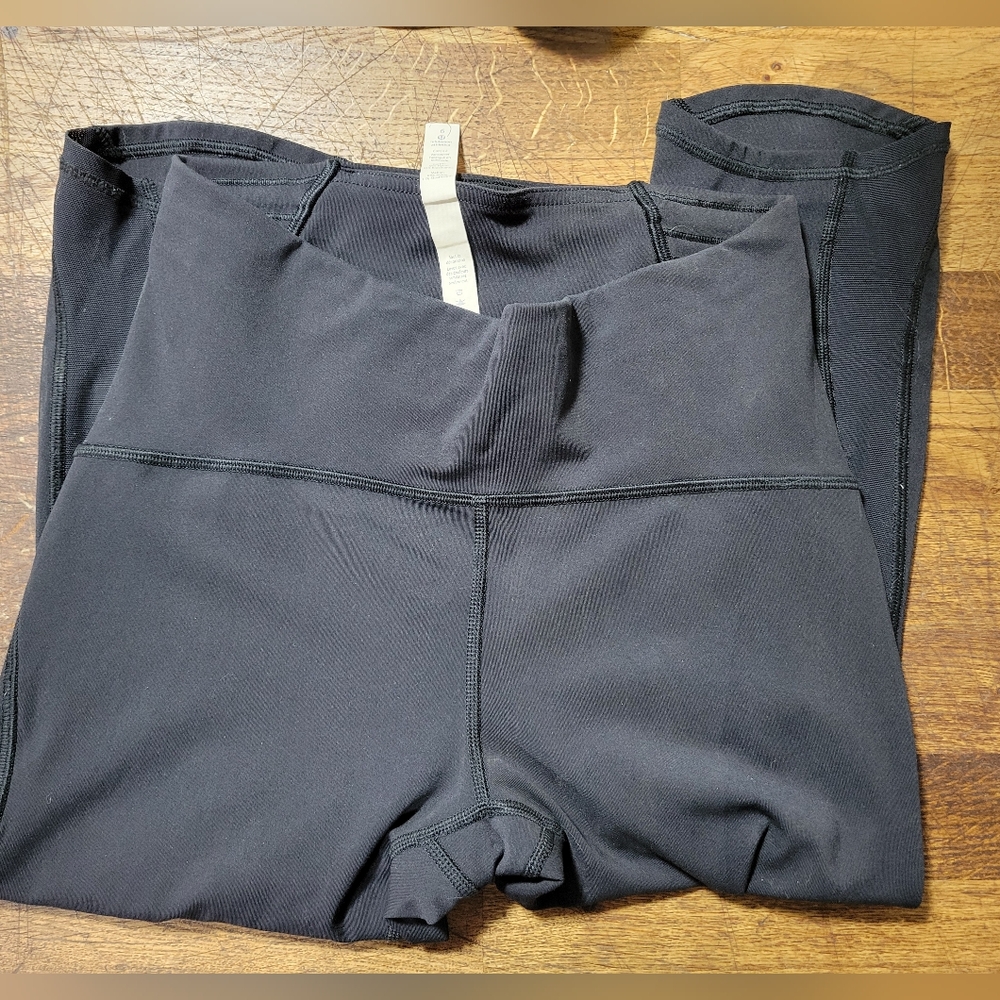 Lululemon Black High-Waisted Crop Leggings